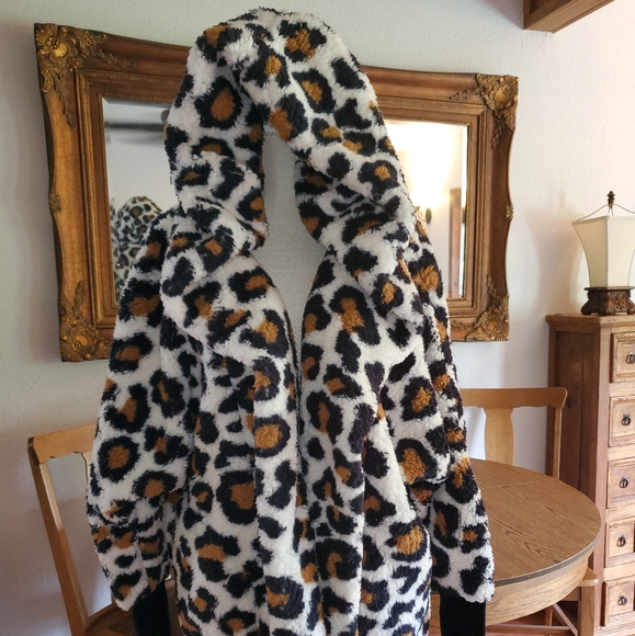 G.I.L.I. Jackets & Coats Gili Oversized Plush Sherpa Hoodie Ml Poshmark